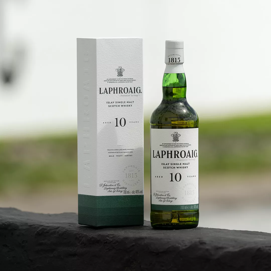 Whisky 10 ans d'âge LAPHROAIG : la bouteille de 70cL à Prix Carrefour